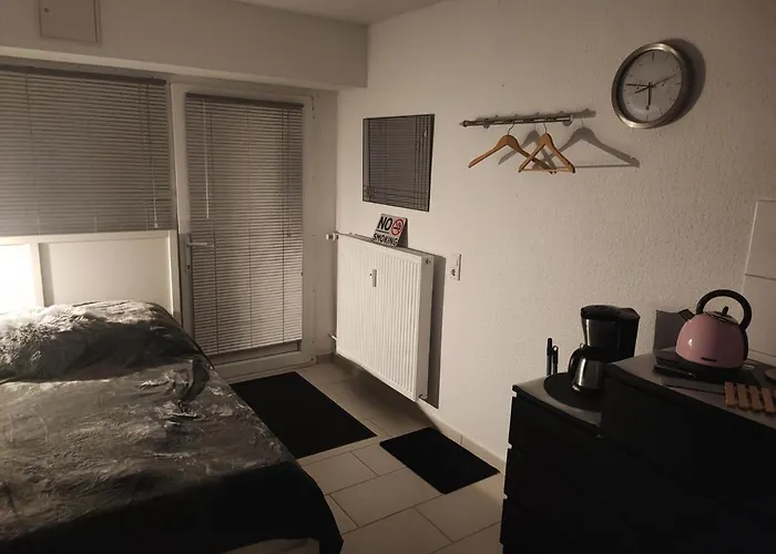 Zur Ruhe Forsterweg 6 *